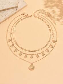3pcs/Set Bohemian Style Gold Shell Multi-Layer Stackable Necklace Set, Niche Design Ocean Style Shell Pendant Collarbone Chain, Suitable For Daily Wear, Vacation Photos And Date Wear - Gold - View 2