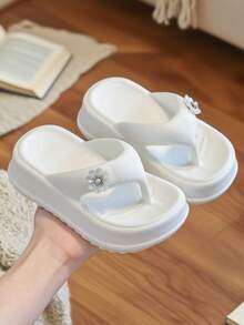 HAHABOBO Girls' Summer Fresh White 3D Floral Decor Thick Sole Flip Flops EVA Toe Strap Sandals - White - View 1