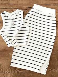 UREREM Plus Size Women's Striped Round Neck Tank Top And Skirt Beach Set Elegant Summer - Black and White - View 1