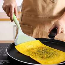 Non-Stick Silicone Cake Spatula - Wide Cooking Turner Tool, Suitable For Eggs, Muffins, Pizza - Durable Heat-Resistant Kitchen Tool, Suitable For Frying, Grilling And Baking - No Battery Required - View 3