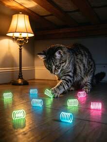 Juguete de resorte para gatos, juguete de tubo de resorte interactivo para gatos de interior, resorte de plástico que atrae a los gatos para golpear, masticar y cazar (color aleatorio), regalo de San Valentín para gatos y perros - Multicolor - Ver 12