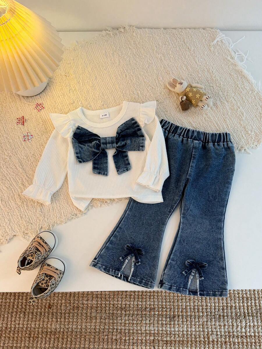 2pcs Set Baby Girl Sweet Korean Style, 3D Large Bow Decor Flutter Sleeve Long Sleeve Top With Ruffle Cuff Detail, Paired With Split Bow Decor Flare Long Pants With Elastic Waist, Lively And Playful Design, Suitable For Daily Wear, Outdoor Activities, Photo Shoots And Gatherings, Creating Cute Baby Outfit, Perfect For Spring And Autumn - White - View 1