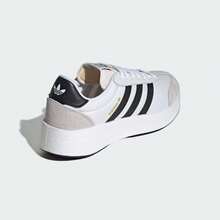 Adidas 春秋款中性運動休閒鞋 情侶厚底復古休閒鞋 JI0831 - 白/一號黑/晶白 - 查看 5