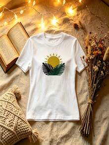 T-Shirt mit tropischem Sonnenuntergangs-Grafikprint – Ästhetisches Baumwoll-Top mit Naturillustration – Bequemes Freizeitshirt für den Sommer - Weiss - Übersicht 1