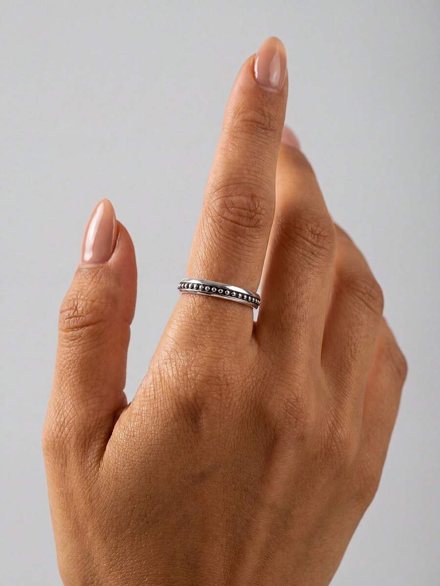 1件 925純銀鉚釘素圈戒指，女款，適合日常配戴與派對飾品，高品質精緻珠寶禮物