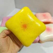 1件奶油牛奶吐司草莓奶油麵包模型，柔軟可擠壓壓力緩解玩具，逼真食物裝飾品，桌面裝飾收藏品，生日派對畢業禮物 - 彩色 - 查看 11