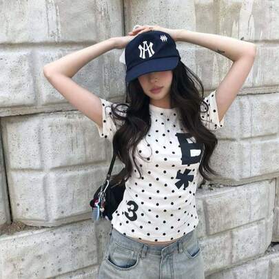 夏にぴったりの韓国風甘辛レタードットストライププリントスリムフィットラウンドネック万能半袖Tシャツ（レディース）