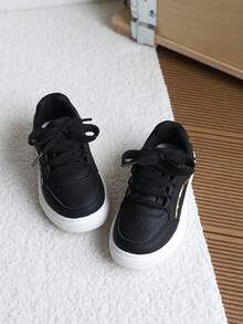 1 Pair Unisex Kids Gold Trim Minimalist Leather White Sneakers, Spring/Autumn New Soft Sole Anti-Slip Casual Skate Shoes, Versatile Campus Commute Sports Shoes For Toddlers And Young Children - Black - View 5