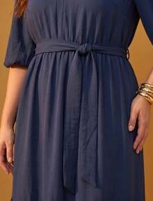 FASHION MIX PREMIUM Elegant Long Dress With Slit And Ruffle Hem, 3/4 Puff Sleeves With V-Neckline And Tie At The Waist, Women's Plus Size - 藏蓝色 - 查看 3