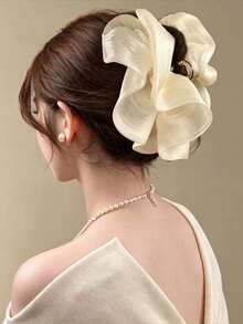 1pc Large Wavy Pleated Glossy Mesh Hair Claw, Light Pearlescent Pleated Fabric Bow Style, Suitable For Bridal Party, Beach Weekend Outings And White-Tone Summer Outfits - Multicolor - View 3