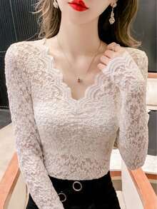 Áo mặc trong nữ cổ chữ V ren gợn sóng, dáng ôm, tay dài xuyên rỗng, áo blouse ren thanh lịch - trắng - Xem 1
