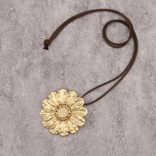 1 pieza Elegante colgante de margarita grande hueca mate, accesorio de estilo bohemio y pastoral, cadena larga de cuerda trenzada marrón, regalo para novia, madre, mejor amiga para uso diario, citas, fiestas y vacaciones - cuerda de cera - Ver 6