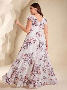 UNITHORSE 【无固定花朵】V领荷叶边领可拆卸系带不对称荷叶边下摆印花伴娘礼服 - 白色 - 查看 2