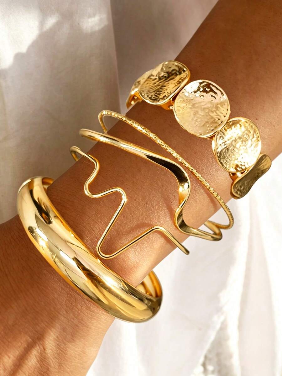 5pcs Vintage Fashion Elegant Women's Gold Bracelet Set, Exaggerated Asymmetrical Geometric Twisted Line Luxury Wide Round Disc Wave Gold Bracelet Set, Suitable For Women's Daily Wear, Can Be Layered