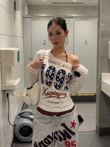 Kaos Wanita Lengan Panjang Leher Asimetris Motif Bintang Amerika, Desain Musim Semi/Gugur, Atasan Dalaman Pelangsing dengan Bahu Terbuka, Warna Putih - Putih - View 3