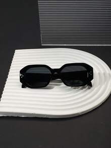 1pc Men's Vintage Geometric Fashion Glasses, Solid Color Polycarbonate Frame, Grey Lenses, Minimalist Cool Style, Lightweight, Suitable For Commute And Outdoor, Includes Glasses Case - Multicolor - View 4
