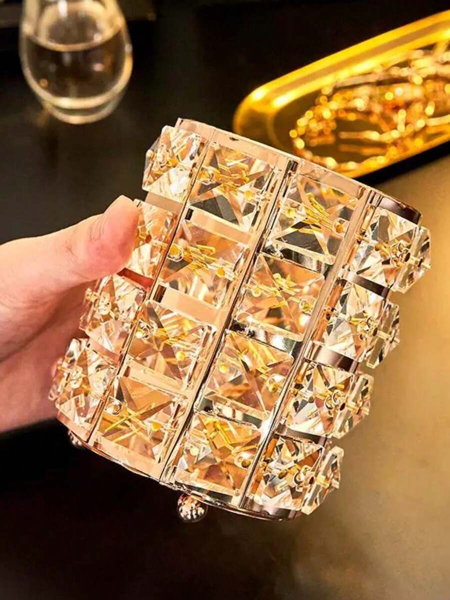1件裝銀色水晶化妝刷架 鑽石美妝刷收納工具 筆筒 INS風北歐式化妝刷收納盒 化妝台裝飾 美甲收納盒 筆架 桌面工具 鑽石美甲筆盒托盤 日式歐式刷架 水晶化妝刷收納筒 銀色水鑽裝飾 適合INS風與北歐風化妝台裝飾