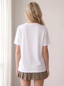 女款夏季 T-shirt，可愛草莓女孩與貓咪印花寬鬆休閒 T-shirt，適合日常甜美女孩風，白色 - 白色 - 查看 3