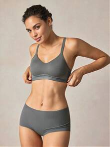 Veilyse 3 piezas Sujetador de lencería cómodo y casual sin aros con copa suave de color liso para mujer para el verano - Multicolor - Ver 5