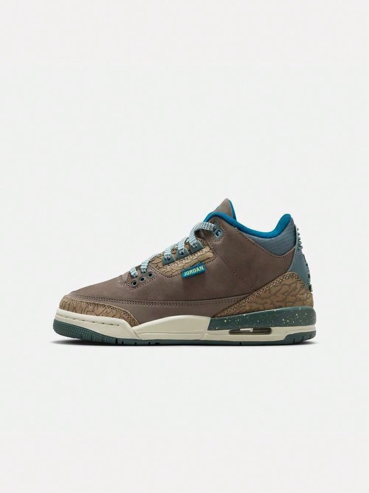 青少年 AIR JORDAN 3 RETRO UNI BG 中筒籃球鞋 IB7066-001 - 藏蓝色 - 查看 1