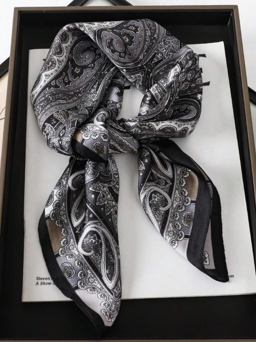 1件女款日常時尚百搭佩斯利與腰果花紋印花 70*70cm 方巾