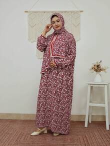 Wine Red Dainty Ditsy Floral Loose Fit Headscarf One-Piece Long Robe Lace Trim Muslin Women's Prayer Robe - Multicolor - View 5