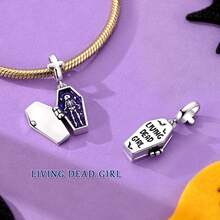 1pc Silver-Plated Halloween Party Gift Unique Design Openable Pumpkin Candy House Coffin Skeleton Glow-In-The-Dark Pendant Beads Suitable For Bracelet Necklace Beads Suitable For DIY Jewelry Making Halloween Gift For Family And Friends - Silver - View 3