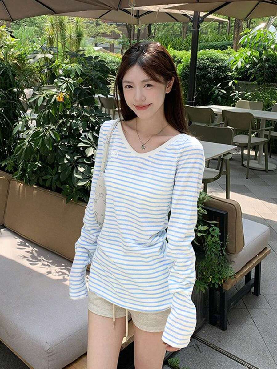 Kaos Lengan Panjang Bergaris Leher V Warna Biru Malas untuk Perlindungan Matahari Wanita, Atasan Penutup Tipis Longgar Musim Semi dan Musim Panas - Biru - View 1