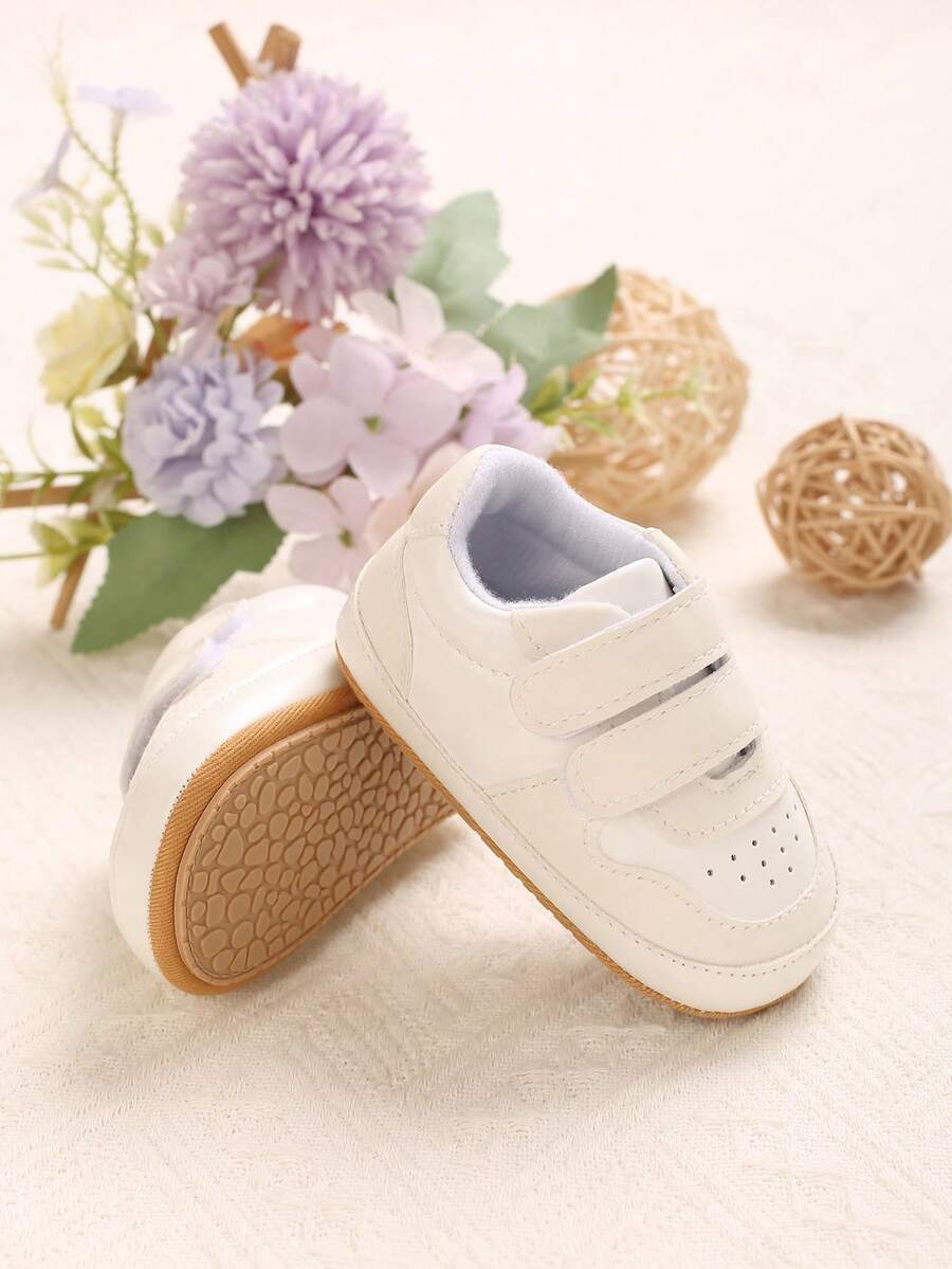 0-1 Year Old Infant Boy Casual Shoes, Comfortable Soft Non-Slip Shoes, Newborn Infant Pure White TPR Soft Rubber Non-Slip Sports Shoes - White - View 1