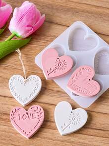 4-Linked Flower Heart Pendant Mold, Suitable For Making Resin, Gypsum, Candle, Aromatherapy Products, Home Decor, Wedding Centerpiece, Silicone Mold - Mold - View 1