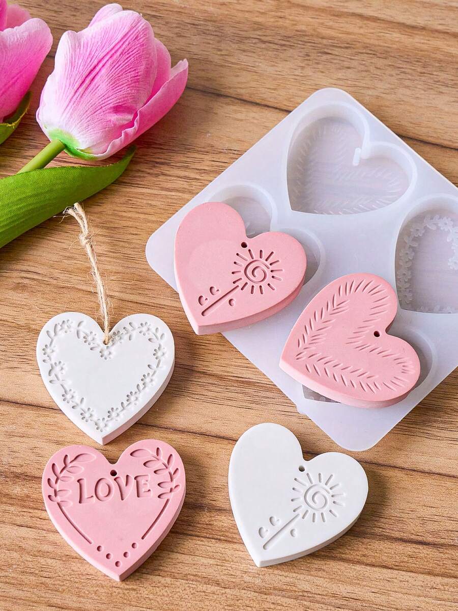 4-Linked Flower Heart Pendant Mold, Suitable For Making Resin, Gypsum, Candle, Aromatherapy Products, Home Decor, Wedding Centerpiece, Silicone Mold - Mold - View 1