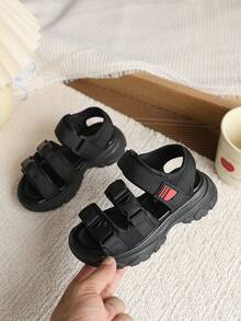 1 Pair Girls' Soft Sole Fashion Versatile Outdoor Non-Slip Flat Sandals, Toddler Beach Sandals - Black - View 3