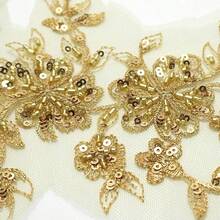 2對金色珠飾刺繡亮片蕾絲貼花 DIY 衣飾裝飾補丁配件 - 金色 - 查看 4