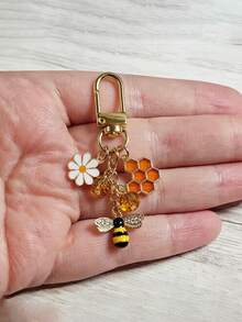 蜜蜂雛菊水鑽合金包飾吊飾、鋅合金鑰匙圈、蜜蜂花卉主題汽車鑰匙圈，適用於手機耳機吊飾、蜜蜂錢包飾品、蜜蜂造型包飾、串珠包飾、蜂巢包飾、鏈條包飾、女款包飾、動物主題包飾，返校季、教師節、度假、節日禮物、生日禮物、派對驚喜禮物 - 多色 - 查看 8