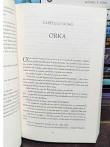 Science Fiction & Fantasy - Single Book - View 3