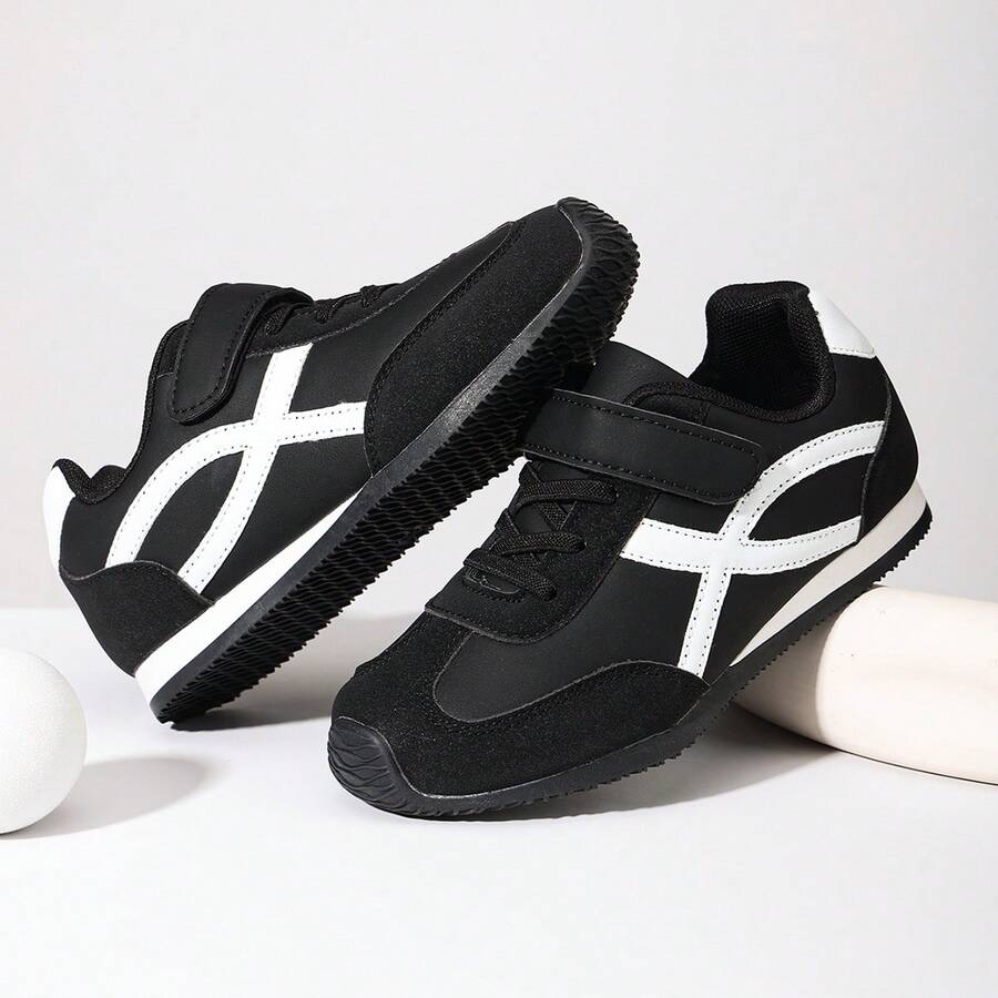 Children's Sports Shoes, Girls' Shoes, Lightweight & Breathable, Boys' Training Shoes - Black - View 1