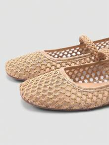 ADAMUMU 女款時尚平底鏤空網布刺繡芭蕾瑪麗珍鞋，輕量網布材質，優雅扣飾，舒適透氣時尚，適合日常通勤 - 杏色 - 查看 7