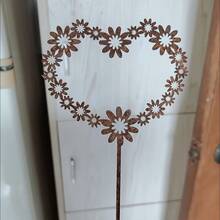 1pc Outdoor Heart-Shaped Garden Decor - Sturdy Construction, Suitable For Valentine's Day, Wedding, Anniversary - Romantic Yard, Patio Or Indoor Decoration - No Electricity Needed, Easy To Install With Ground Stake - Perfect Couple Gift, Patio Accent, Rustic Charm, Exquisite Design - A - View 4