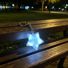 USB Rechargeable Mini Star-Shaped Touch Sensor Night Light - Auto-Sensing Bag Light, Portable Travel Keychain Pendant Light, Handheld Star-Shaped Lamp, Star Design, Suitable As Romantic And Thoughtful Valentine's Day, Mother's Day, Friend Birthday Gift - White Star - View 6