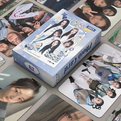 50張 NJZ 5人組 Lomo卡套組，包含「How Sweet」與新系列，MiJ、HN、DL、HR、HY、INS 限定版相片卡，高畫質 Lomo卡，收藏卡，時尚偶像周邊，流行音樂禮物，粉絲生日節日禮物