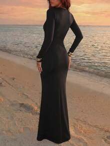 Solid Color Low Neckline Elegant Ruffled Mermaid Evening Gown For Formal Occasions - Black - View 6