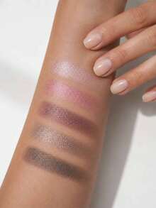 Palet Eyeshadow Chanel LES BEIGES - Warna Dingin - Berat Bersih 4,5 G/Berat Bersih 0,16 Oz - DINGIN - View 5