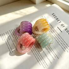 Photochromic Gradient Twist Fidget Toy, Color-Changing Under Sunlight And UV Exposure, Transparent Gradient Texture, Smooth And Flexible, Segmented Design For Free Bending And Twisting, Repeated Shaping Without Breaking, Long Wavy Shape For One-Handed Grip - Multicolor - View 3
