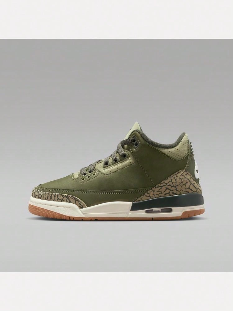 Teenager AIR JORDAN 3 RETRO BG RT Basketball Shoes Low-Top DM0967-202 - Green - View 1