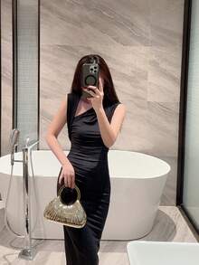 1件女款優雅百褶方型金屬晚宴手拿包，奢華亮面手鍊手柄手提包，迷人精緻正式派對包，適合情人節約會、舞會、生日派對、晚間聚會等場合 - 金色 - 查看 7