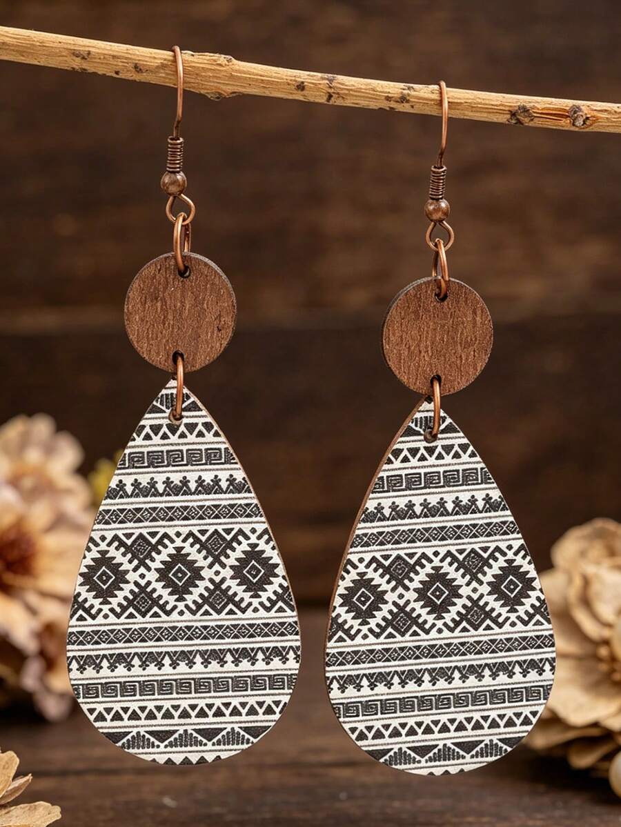 1 Pair Vintage Bohemian Style Teardrop Printed Pattern Patchwork Round Wooden Disc Fashion Earrings - Black and White - View 1