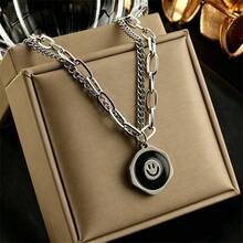 Kalung Liontin Wajah Tersenyum Bertumpuk Dua Lapis Stainless Steel untuk Wanita, Gaya Fashion yang Manis & Keren - Perak - View 5