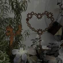 1pc Outdoor Heart-Shaped Garden Decor - Sturdy Construction, Suitable For Valentine's Day, Wedding, Anniversary - Romantic Yard, Patio Or Indoor Decoration - No Electricity Needed, Easy To Install With Ground Stake - Perfect Couple Gift, Patio Accent, Rustic Charm, Exquisite Design - A - View 5