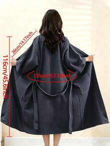 1件女款純棉浴袍，舒適華夫格針織和服風，柔軟吸水，居家休閒，適合SPA、酒店，情人節禮物 - 深灰色 - 查看 8