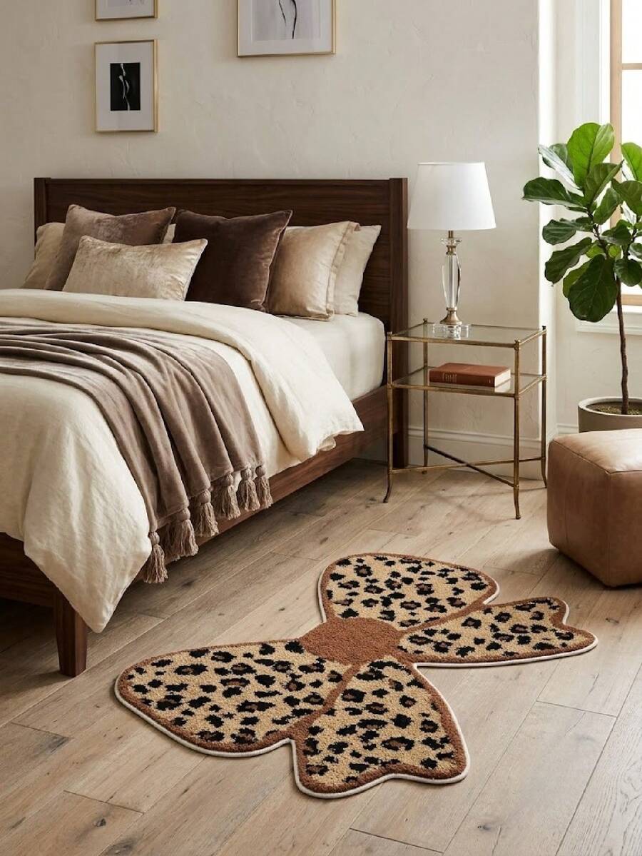 1pc Cute Bowknot Rug, Leopard Print Bowknot, Faux Cashmere, Soft And Fluffy, Room Decor, Home Supplies, Indoor Doormat, Living Room Carpet, Kitchen Mat, Bedroom Rug, Bathroom Mat, Home Decoration, Bedroom Decor, Bathroom Decor, Easy To Clean - Multicolor - View 1